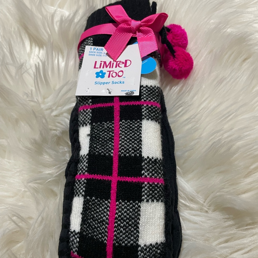 🎄5/$25 Limited Too slipper socks